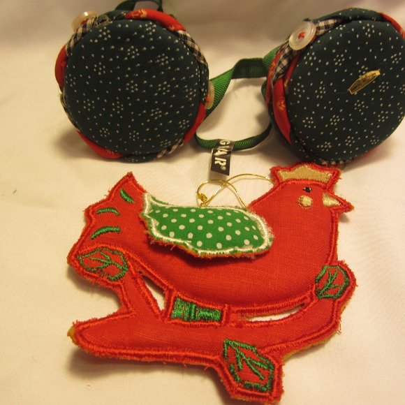 VTG 70'S FABRIC ORNAMENTS, 2 BELLS AND A PARTRIDGE - Picture 4 of 5